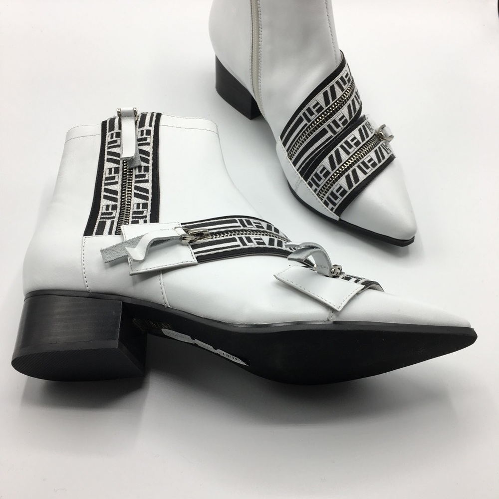 LF x Jeffrey Campbell NWT Olaf ankle bootie - Picture 5 of 8